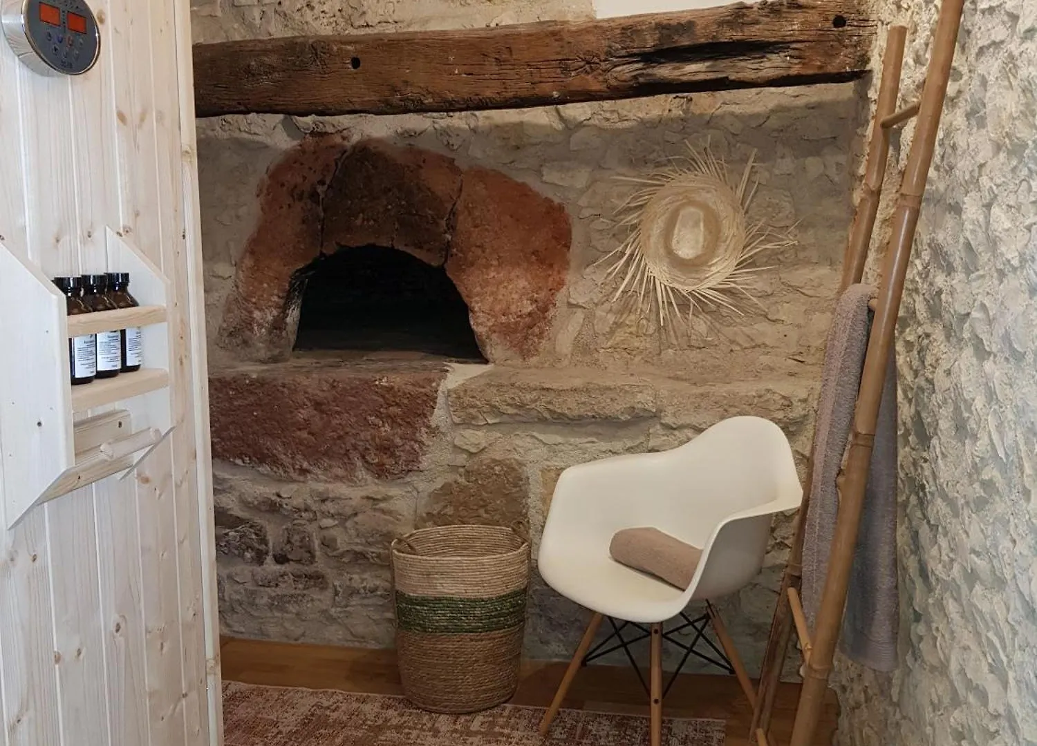 Maison Reces Floressas Couette-café